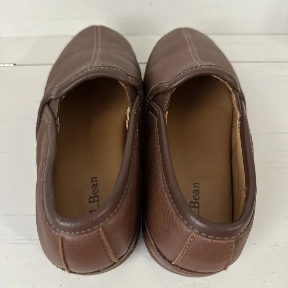LL Bean Mens Slip On Loafers Size 9 Medium Item ID 272346 Elkhide Shoes Moc